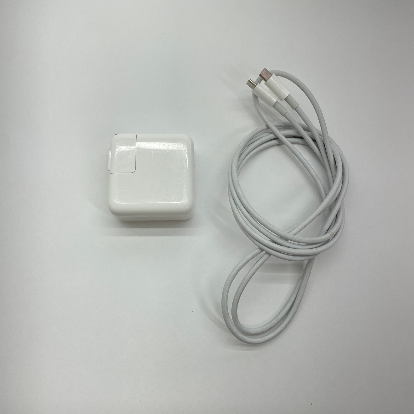 MacBook Air Retina 13インチ (Late 2020) Apple M1 8コア/8GB/SSD 256GB ゴールド MGND3J/A【C4053-80】