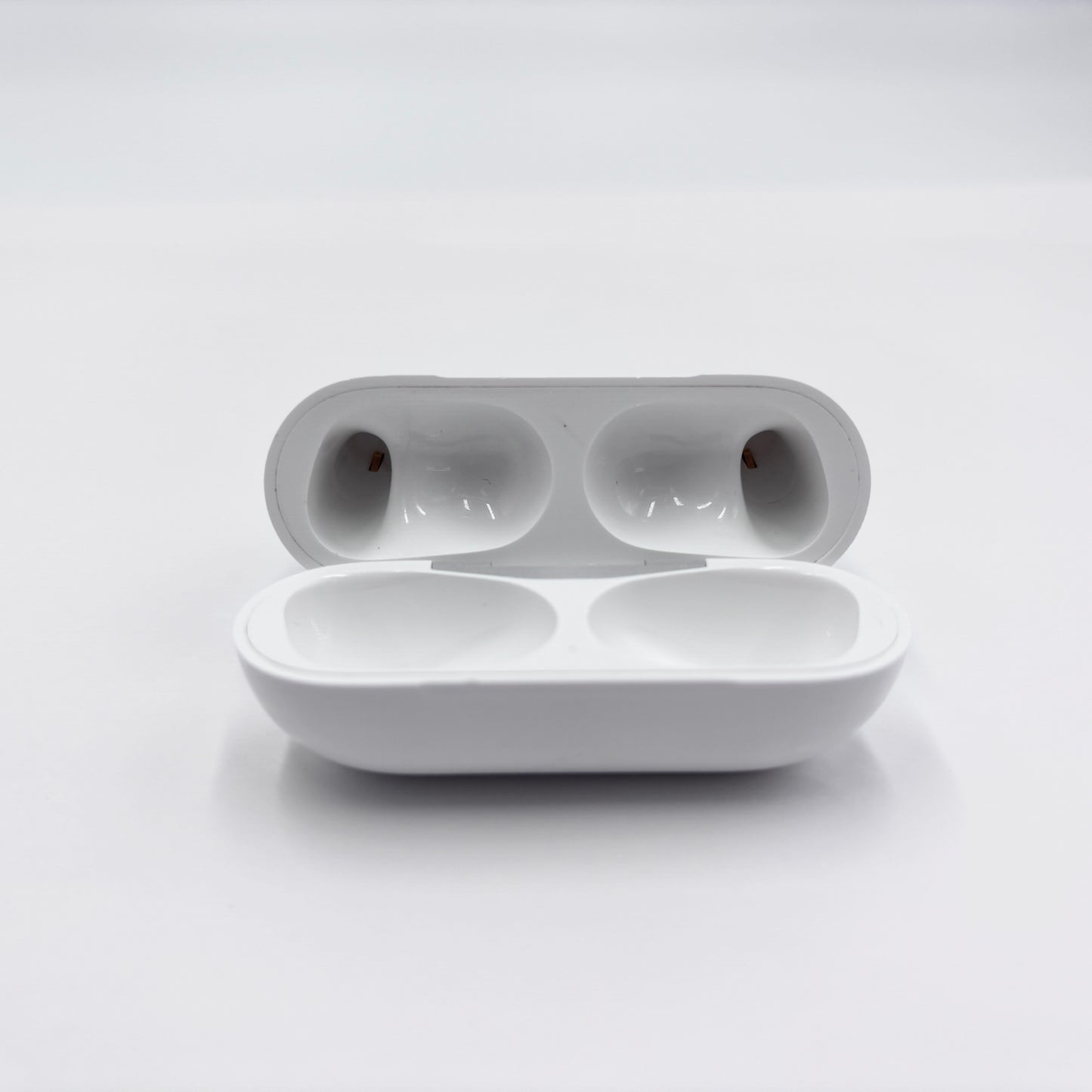 Apple AirPods Pro 第2世代 Lightningタイプ MQD83J/A 付属品完備【C8097-60】