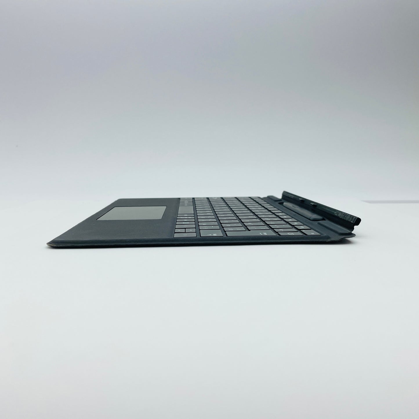 美品 Surface Pro 9 VYW-00007  i5 1235U 8GB 256GB Windows11Home 学生向け特別モデル【C4578-80】