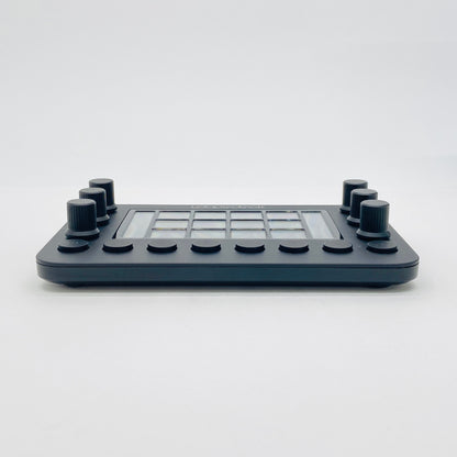 Loupedeck Live LDD-2001 編集コントローラー【C7756-60】