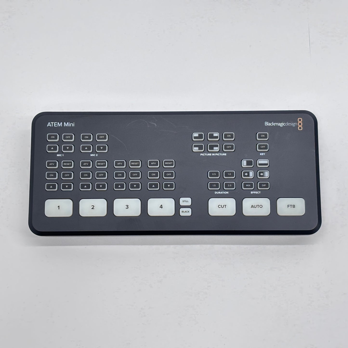 Blackmagic Design ATEM Mini ライブプロダクションスイッチャー【C8121-80】