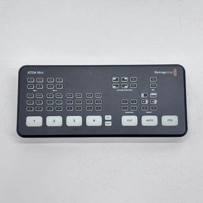 Blackmagic Design ATEM Mini ライブプロダクションスイッチャー【C8121-80】