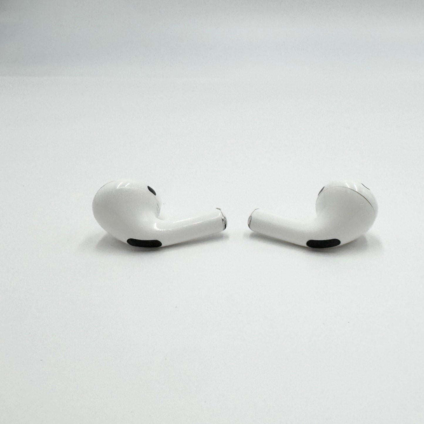 Apple AirPods Pro 第1世代 with MagSafe Charging Case MWP22J/A ケーブル欠品【C7797-60】