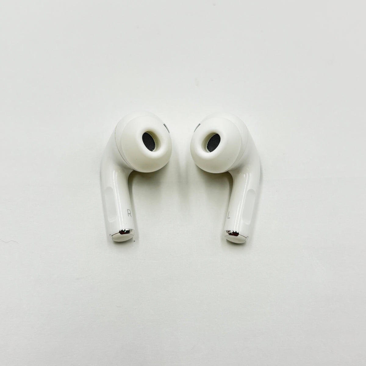 AirPods Pro 第2世代 Lightning ワイヤレスイヤホン Apple【C9185-C】