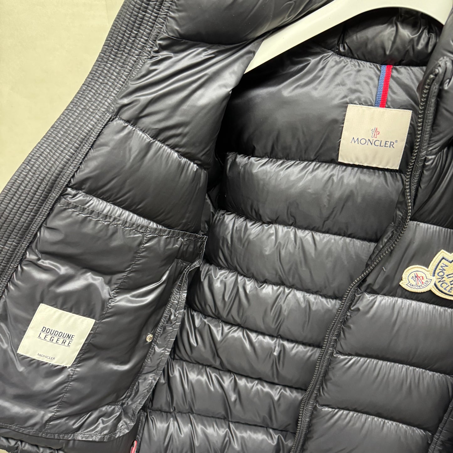 MONCLER モンクレール BRAMANT GIUBBOTTO BRAMANT JACKET ダウンジャケット サイズ:2【C6272】