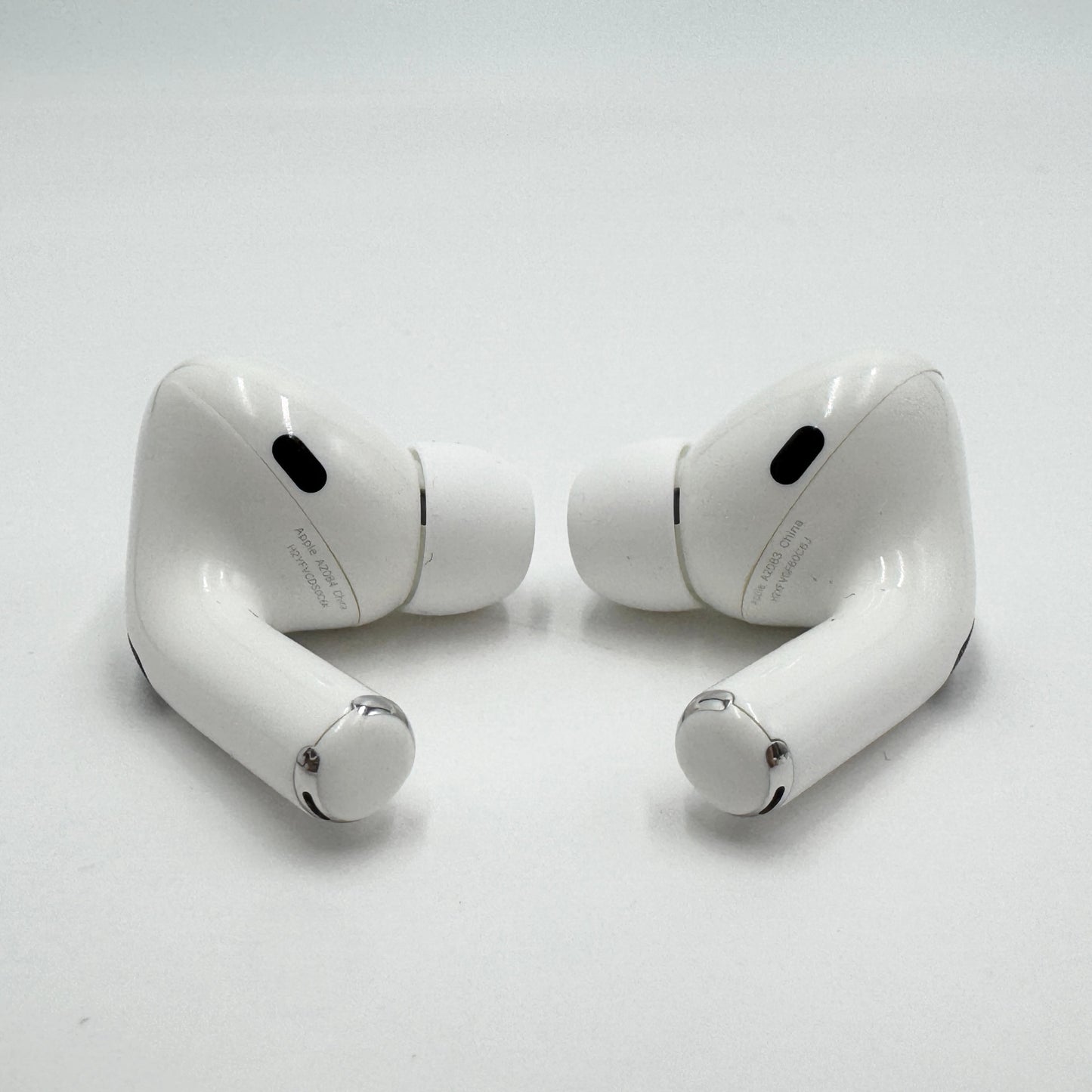 Apple AirPods Pro 第1世代 with MagSafe Charging Case MWP22J/A ケーブル欠品【C7797-60】