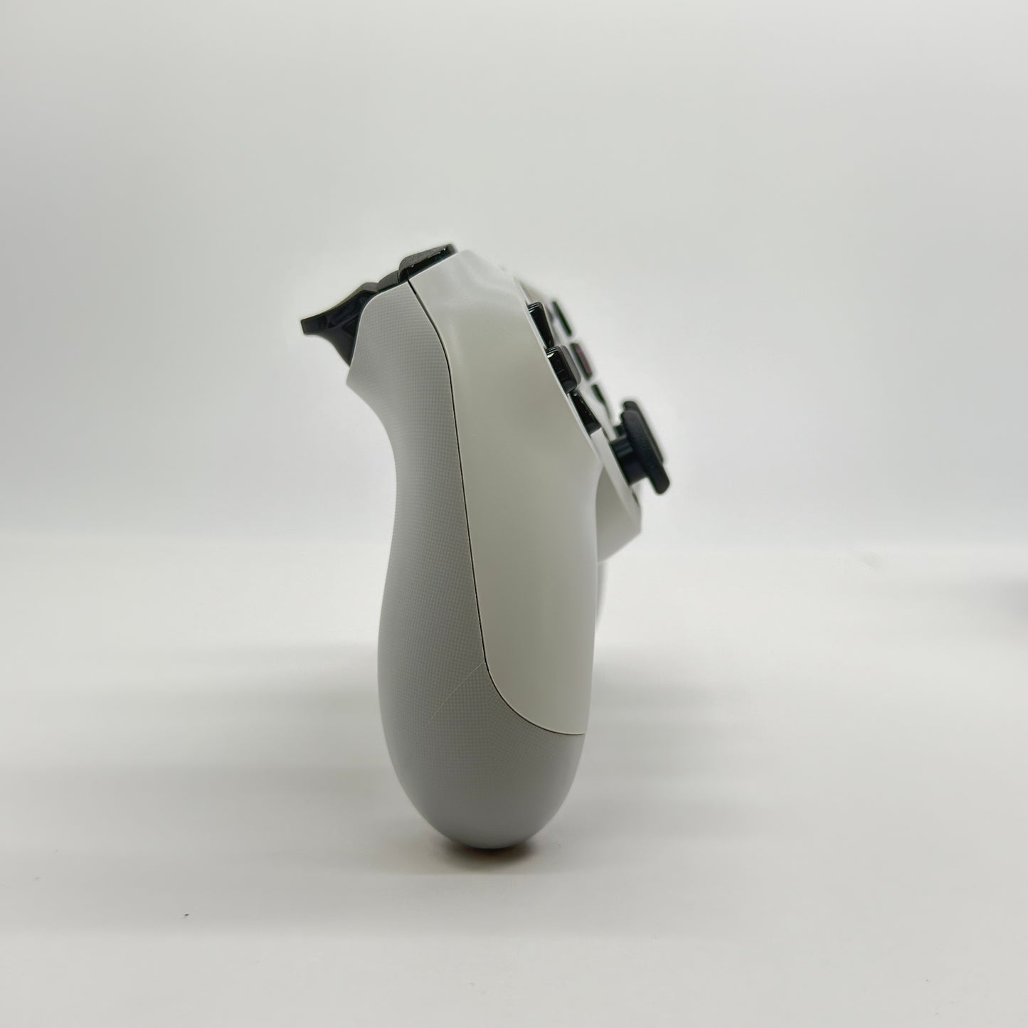 美品 SONY ワイヤレスコントローラー DUALSHOCK4【C7230-60】