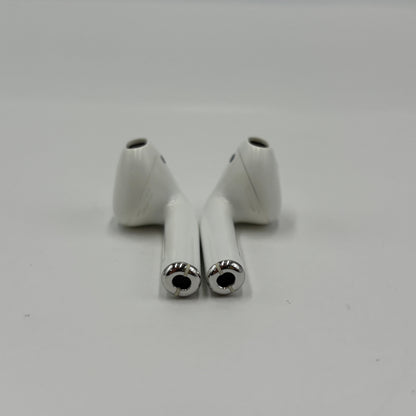 Apple AirPods 第二世代 A2031 ワイヤレスイヤホン【C5507-C】