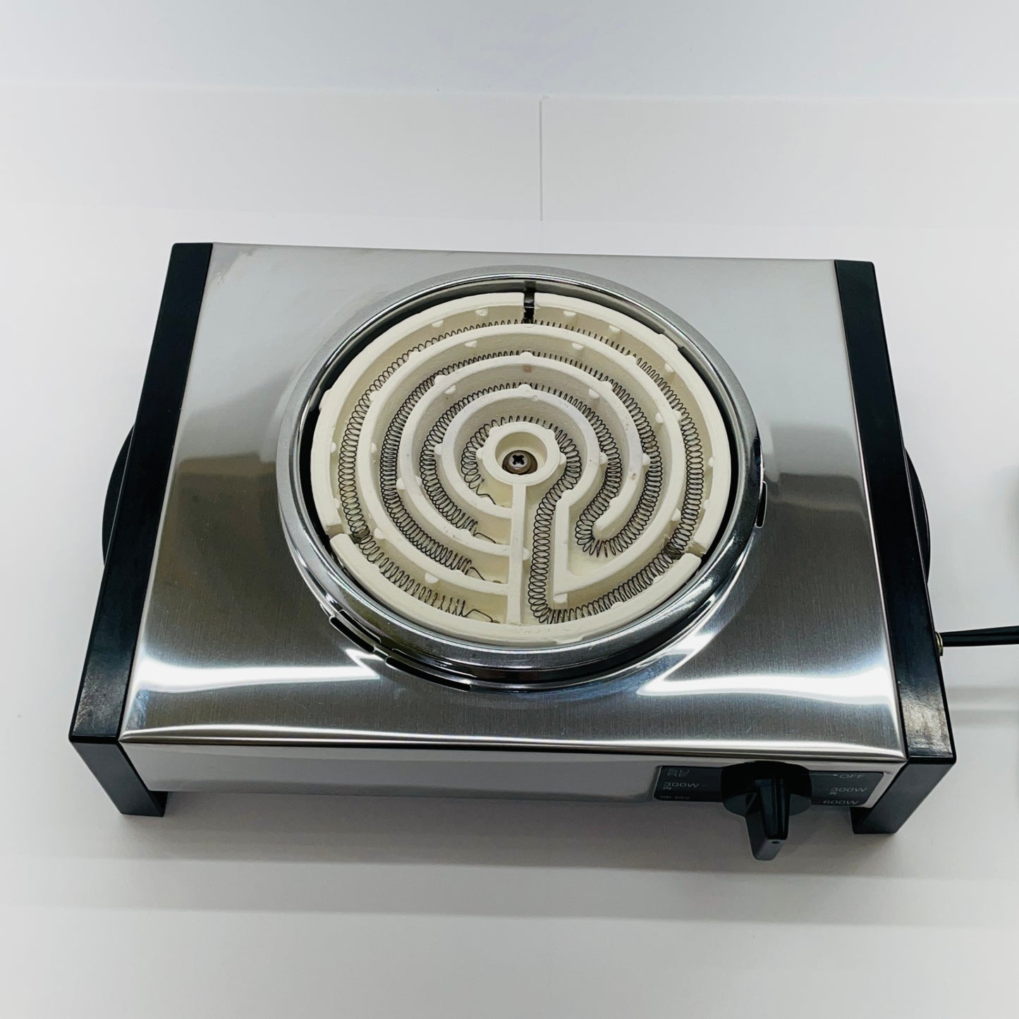 石崎電機 製作所 電気コンロ ステンレス鋼 SK-65V シルバー 【C3912-80】