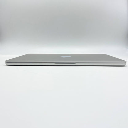 美品 Apple Mac book Air 13インチ M2 2022 8GB 256GB MLXY3J/A シルバー バッテリー最大容量100%  充放電回数20回【C5652-80】