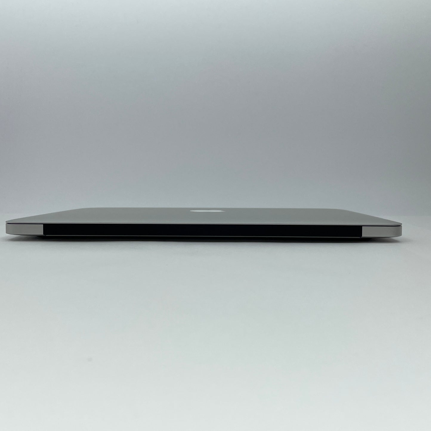 Apple MacBook Air 13インチ Early 2015 Core i5 1.6GHz 8GB 128GB MMGF2J/A 充放電回数138回　【C5137-80】