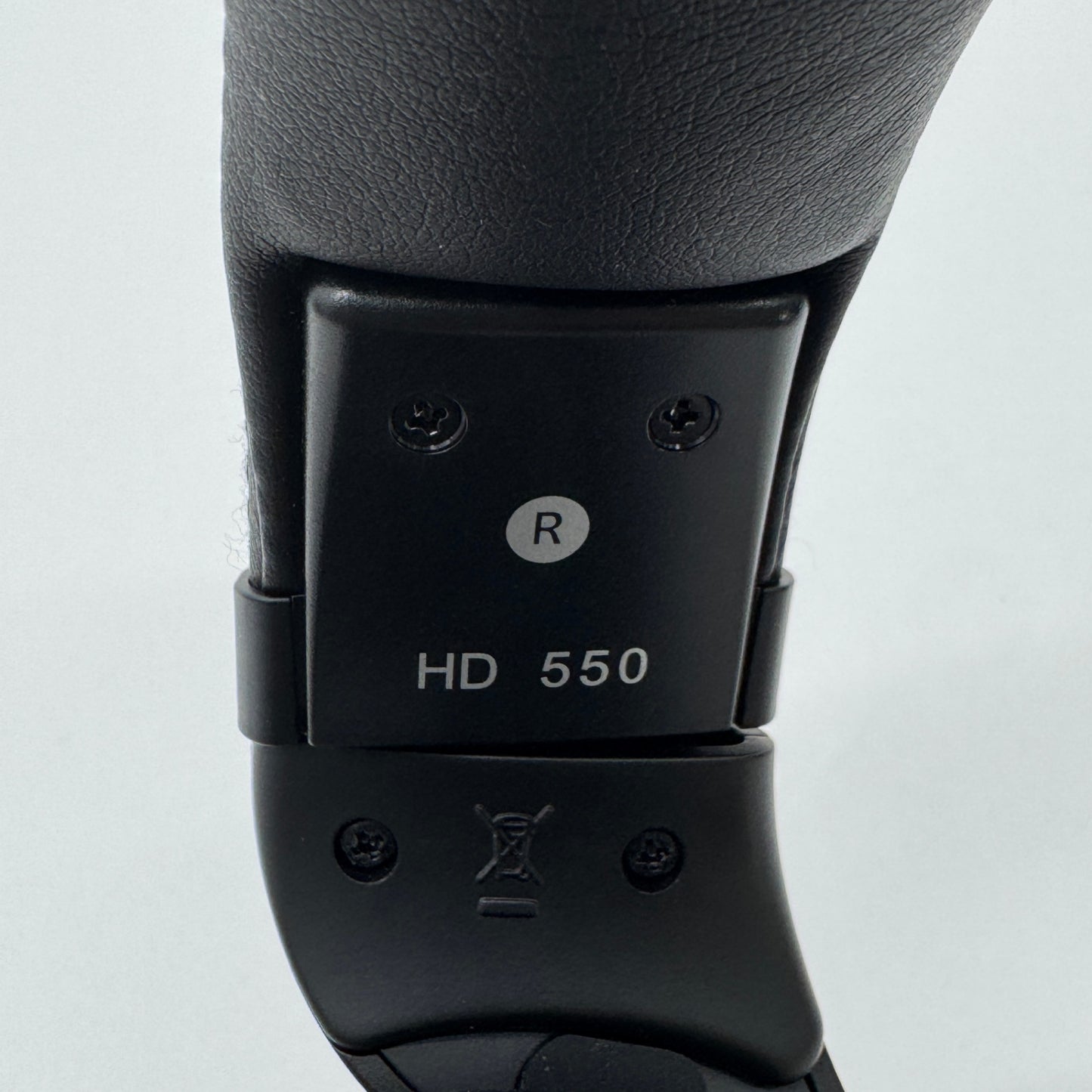 美品 Sennheiser HD 550 ヘッドホン 付属品完備+ゼンハイザー 4.4mm バランスケーブル付属【C7907-80】