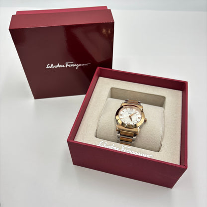 未使用 美品 Salvatore Ferragamo サルバトーレフェラガモ レディース 腕時計 【C5583-60】