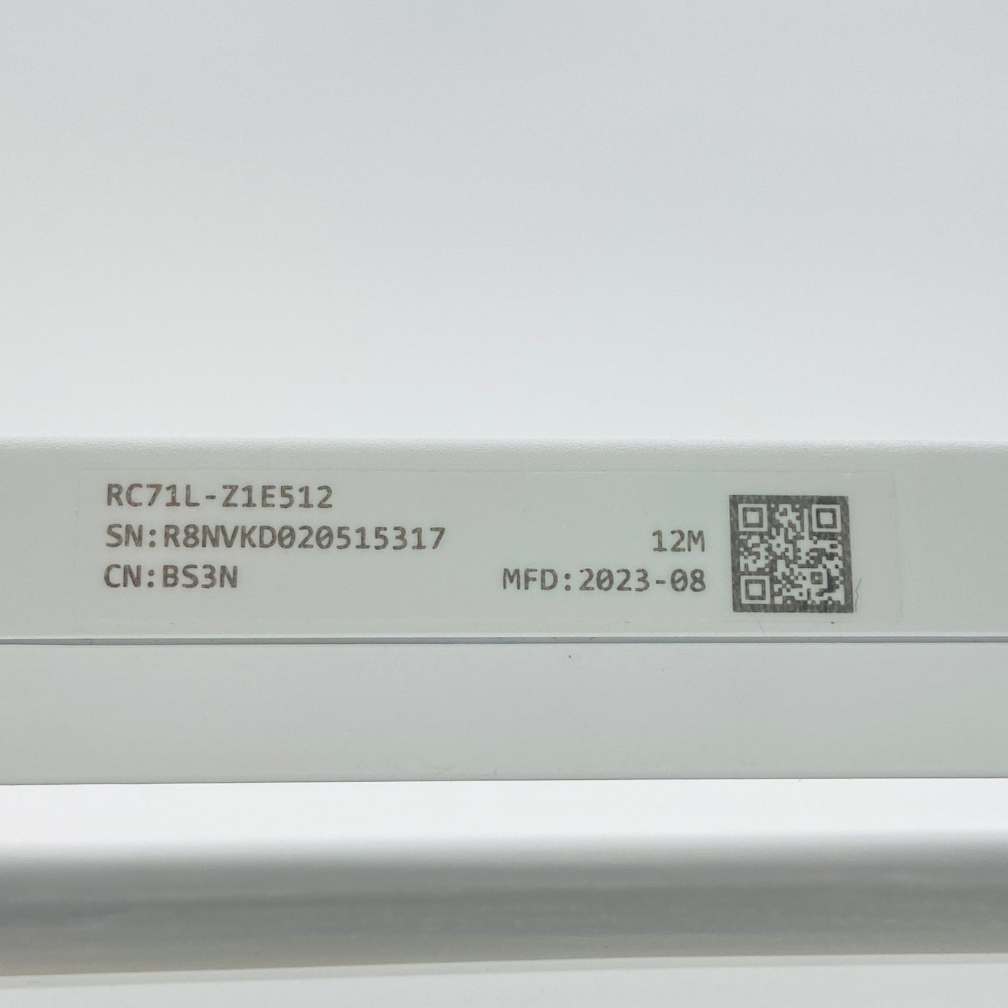 美品 ASUS ROG Ally RC71L ハンドヘルド ポータブル ゲーミング パソコン Ryzen Z1 Extreme 16GB SSD 512GB 7インチ【C3924-80】