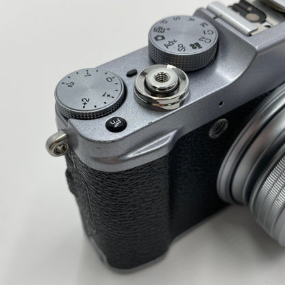 フジフィルム FUJIFILM X20 デジタルカメラ 付属品多数【C6383-60】