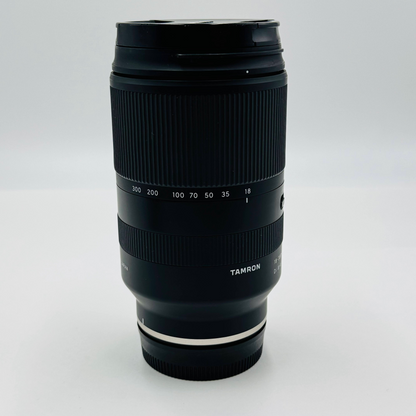 美品 TAMRON (タムロン) 18-300mm F3.5-6.3 Di III-A VC VXD　Eマウント【C4628-60】