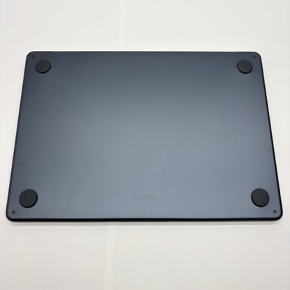 新品同様 美品 MacBook Air 13インチ (Early 2025) Apple M4 10コア/16GB/SSD 256GB ミッドナイト MW123J/A バッテリー最大容量100%【C8365-80】