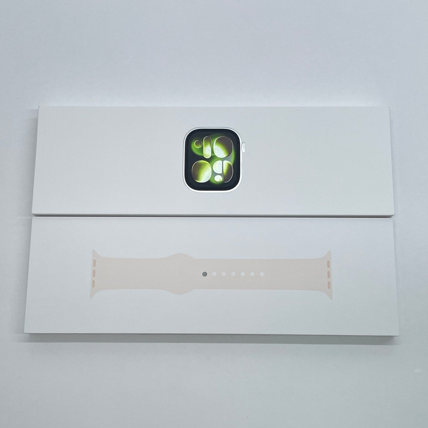 Apple Watch Series 11 46mm GPS シルバーアルミニウム MEWC4J/A バッテリー最大容量100% スポーツバンド【C7012-60】