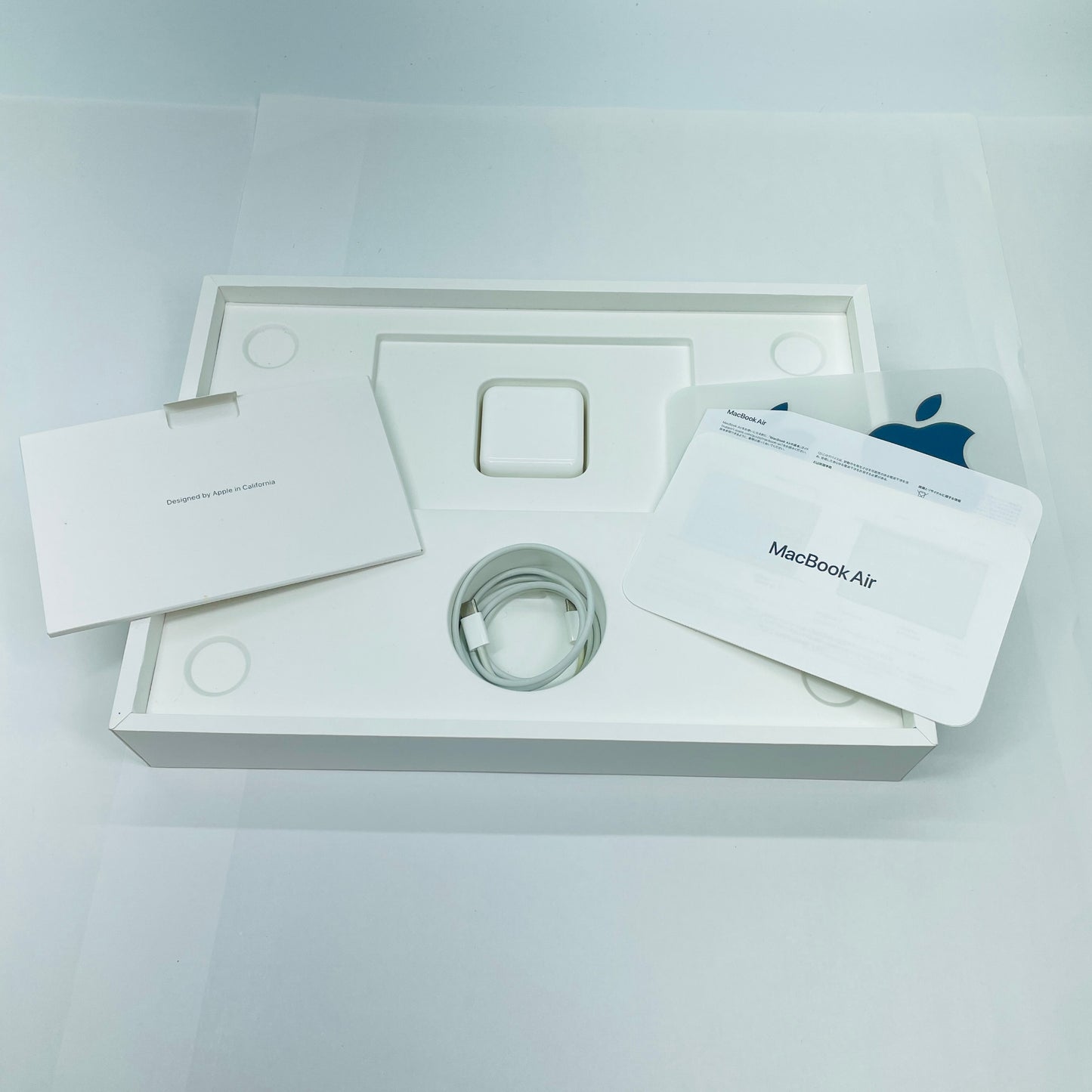 Apple MacBook Air M3 2024 MXCV3J/A  8C CPU 10C GPU 16GB SSD 512GB バッテリー最大容量100%【C4780-80】