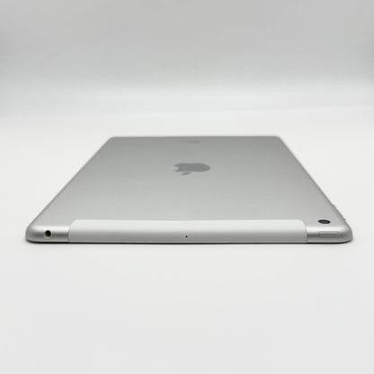 iPad 第7世代 Wi-Fi+Cellular 32GB MW6C2J/A シルバー バッテリー最大容量96%本体のみ【C7421-60】