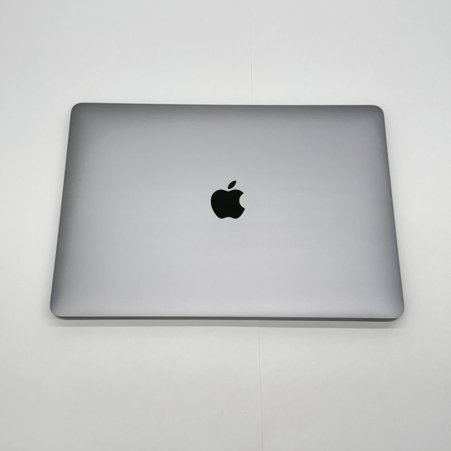 Apple MacBook Air 2019 13インチ Core i5 8GB 128GB【C7640-80】