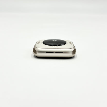 美品 Apple Watch SE3 第3世代 40ｍｍ GPSモデル MEHV4J/A スターライトアルミ+ブラックスポーツバンドS/M 付属品完備【C8966-C】