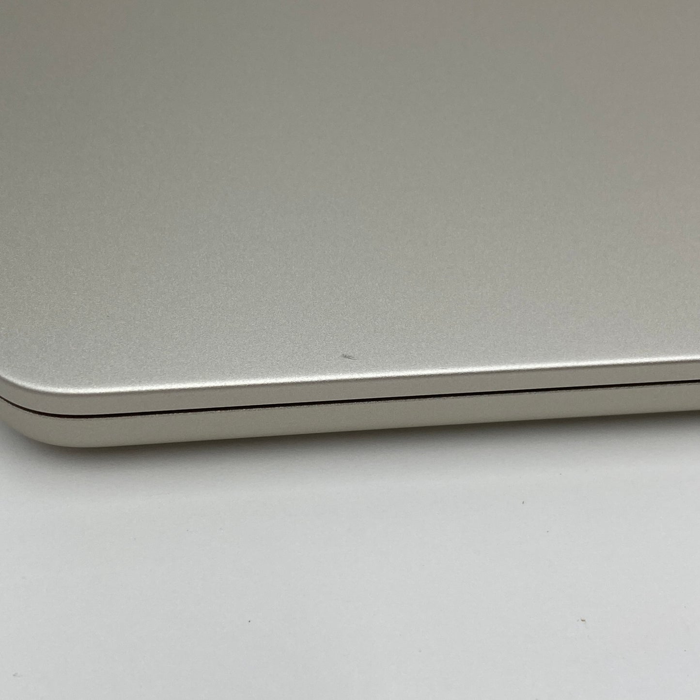 美品 Apple MacBook Air 13インチ M3 2024  8C CPU/10C GPU 16GB 512GB MT2C3JA/A  USキー 【C4192-80】