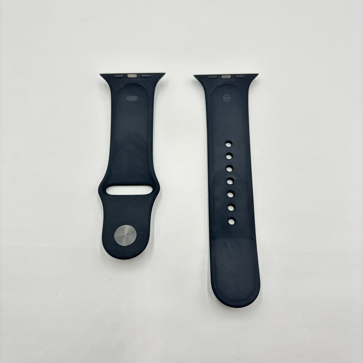 美品 Apple Watch Series 11 46mm GPS+Cellular ゴールドチタニウム MFC34J/A ブラックスポーツバンド S/M MXM23FE/A【C9164-C】