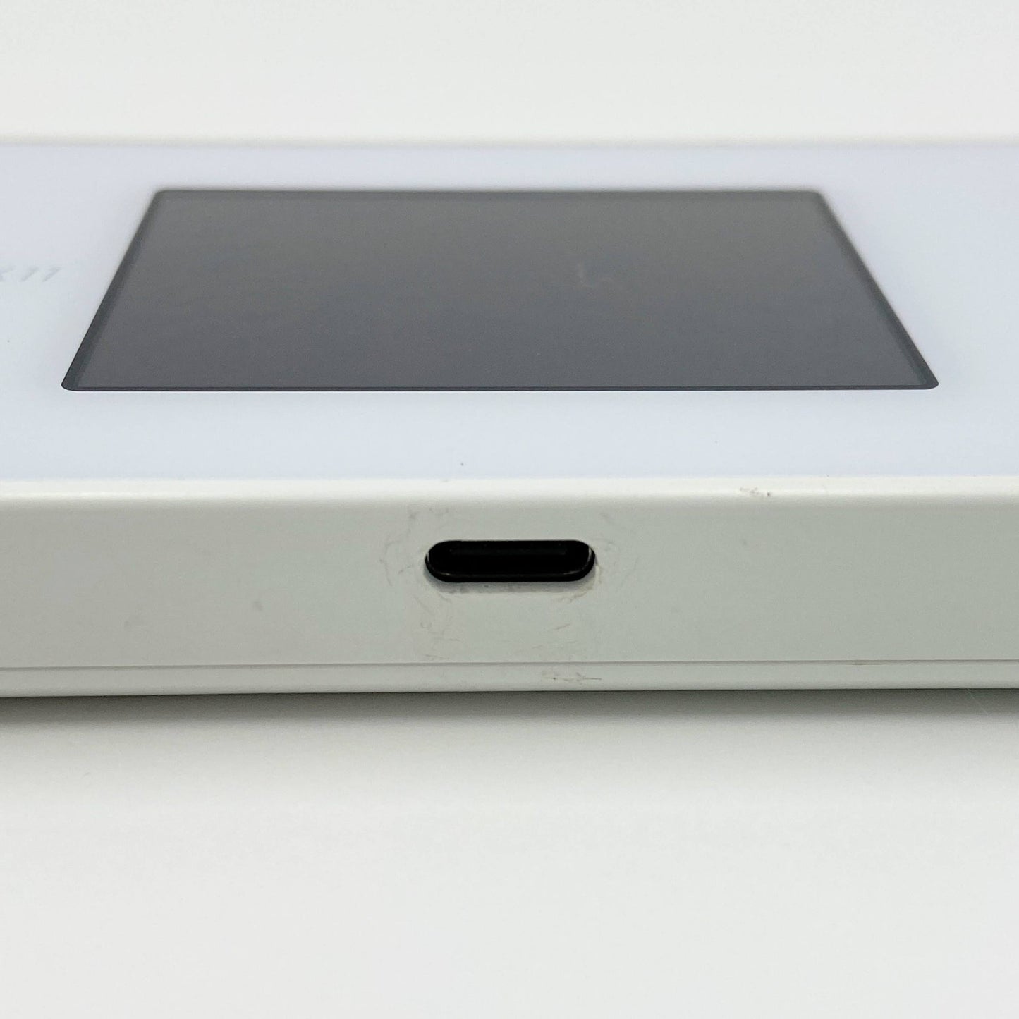 NEC Speed Wi-Fi 5G X11 KDDI au/UQ NEC NAR01 モバイルルーター　【C6666−C】