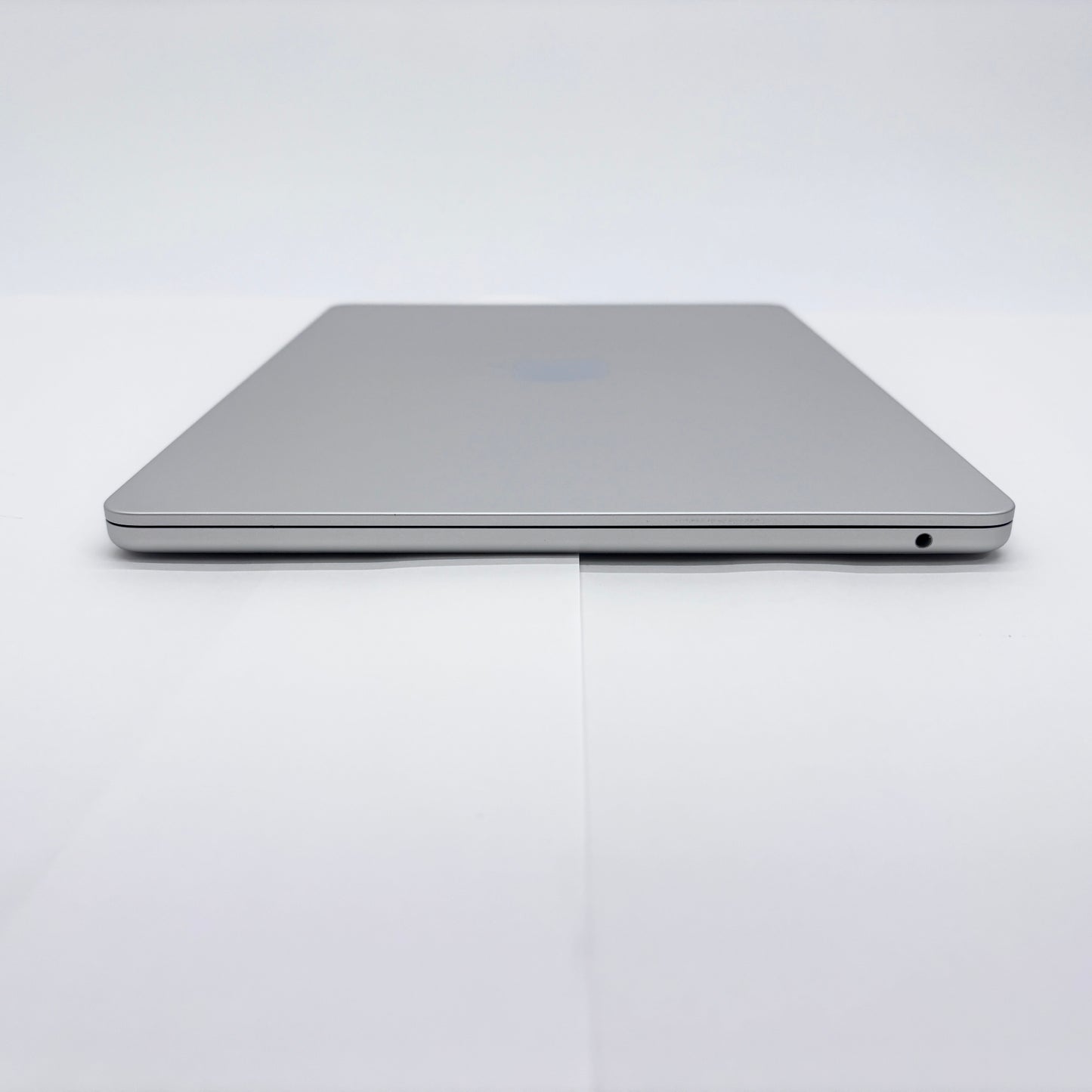 MacBook Air 13インチ M2 2022 8コアCPU 8コアGPU 8GB 256GB MLXY3J/A シルバー バッテリー最大容量100%【C8200-80】