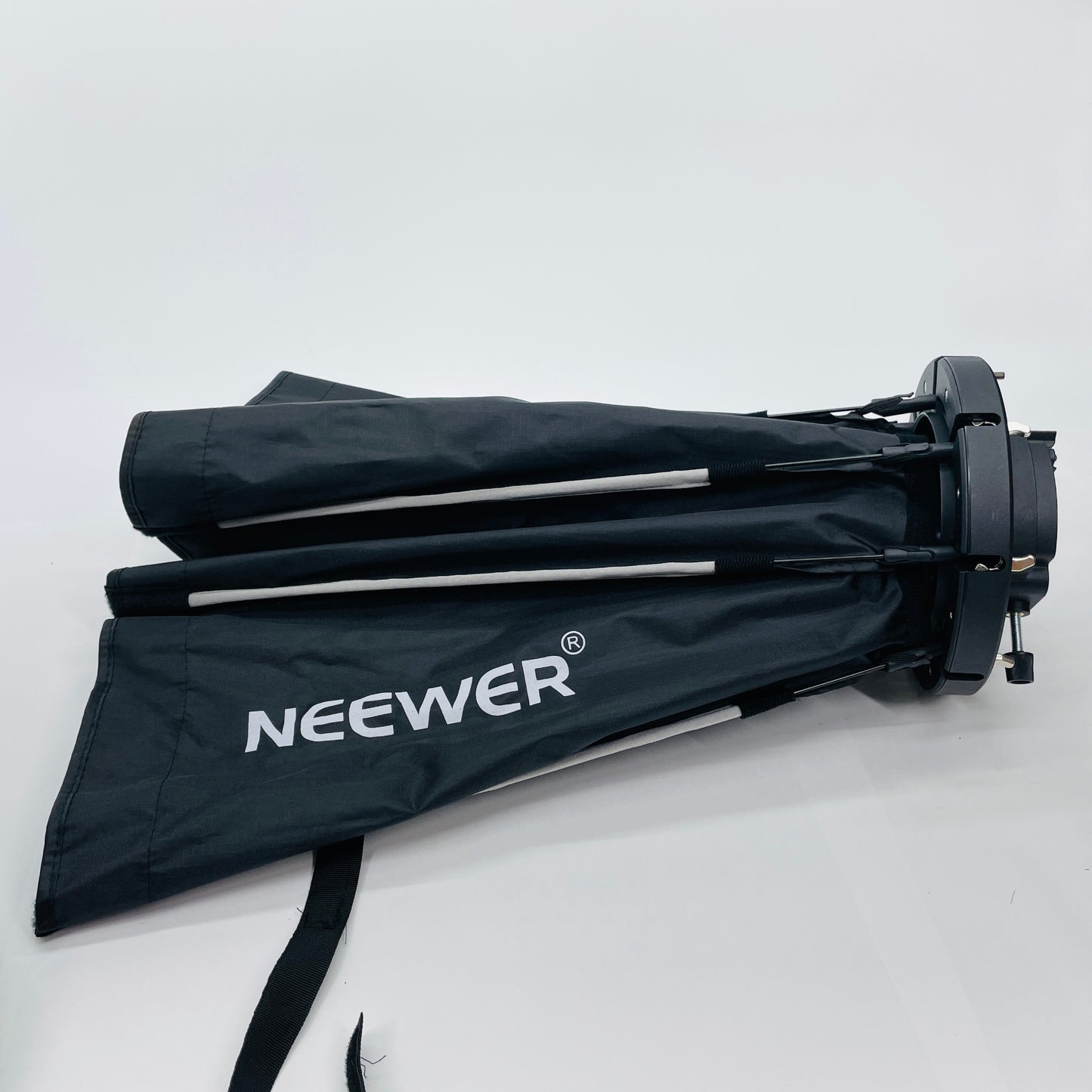美品 Neewer ソフトボックス 65cm 2個セット 【C4372-120】