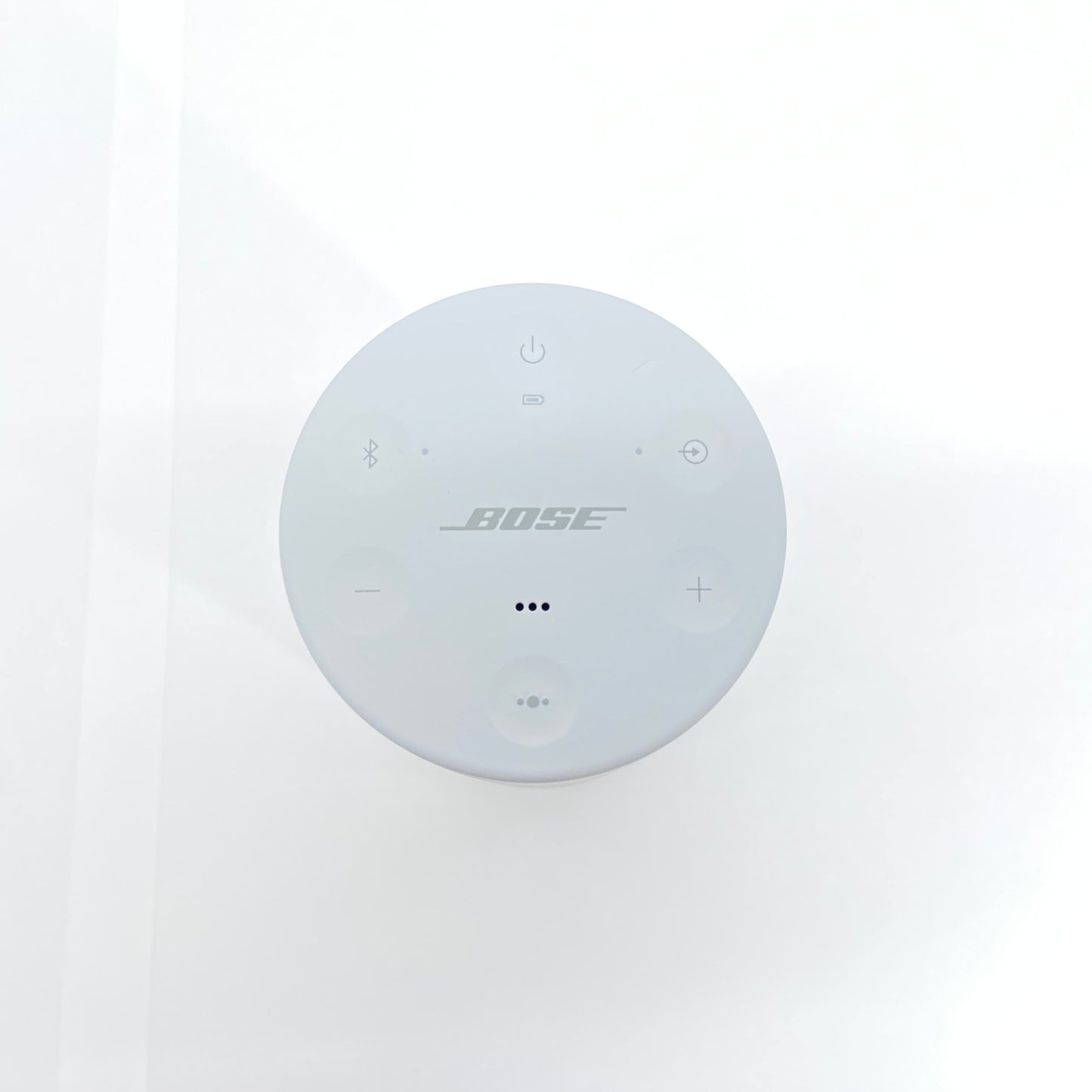 BOSE ボーズ SoundLink Revolve ポータブルワイヤレススピーカー 419357ラックスグレー Bluetoothスピーカー  充電器付き 【C6566-60】