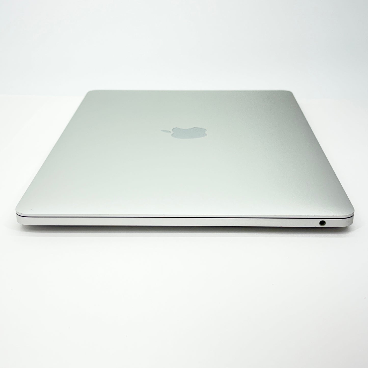 Apple MacBookPro 2020 13インチ i5 1.4 8GB 256GB【C5585-80】
