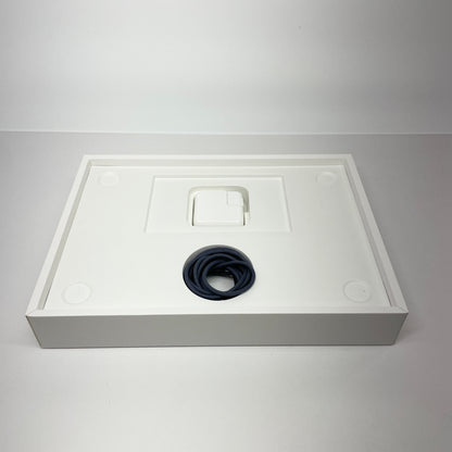 美品 Apple MacBook Air M2 2022 MLY33J/A 8GB SSD 256GB バッテリー最大容量100% 付属品完備【C4328-80】