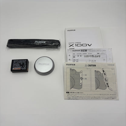 美品 新品同様 FUJIFILM デジタルカメラ X100V シルバー X100V-S【C5212-80】