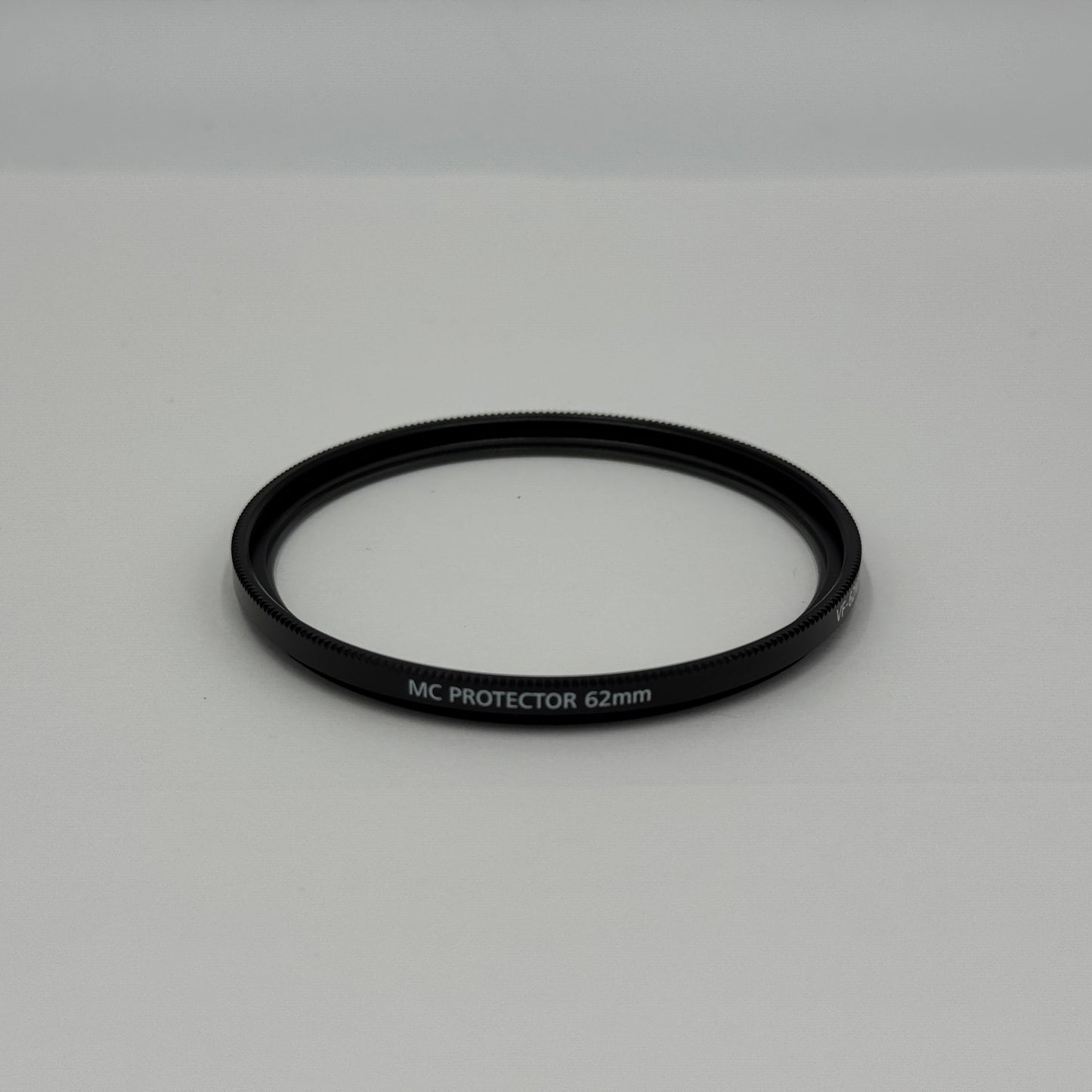 美品 SONY Carl zeiss VF-62MPAM MCプロテクター  62mm T*【C7669-N】