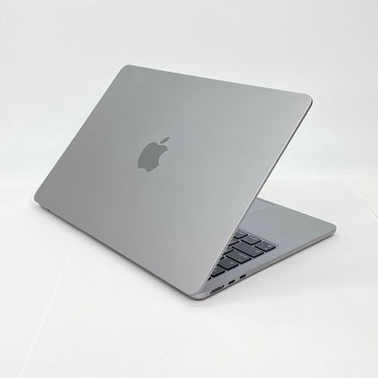 美品 Apple MacBook Air Liquid Retina 13.6インチ (Mid 2022) Apple M2 8コア/8GB/SSD 256GB スペースグレイ MLXW3J/A 充放電回数5回 バッテリー最大容量100%【C5240-80】