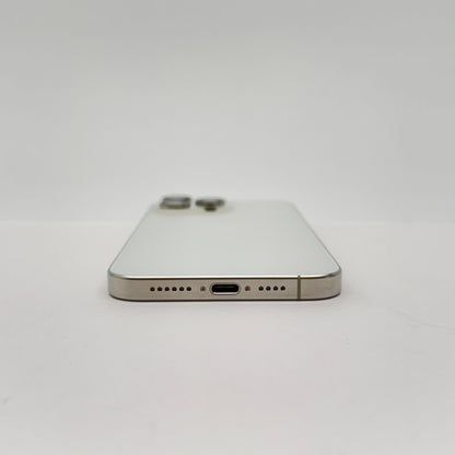 美品 SIMフリー iPhone 15 Pro Max 256GB MU6Q3J/A バッテリー最大容量89% ホワイトチタニウム【C7799-C】