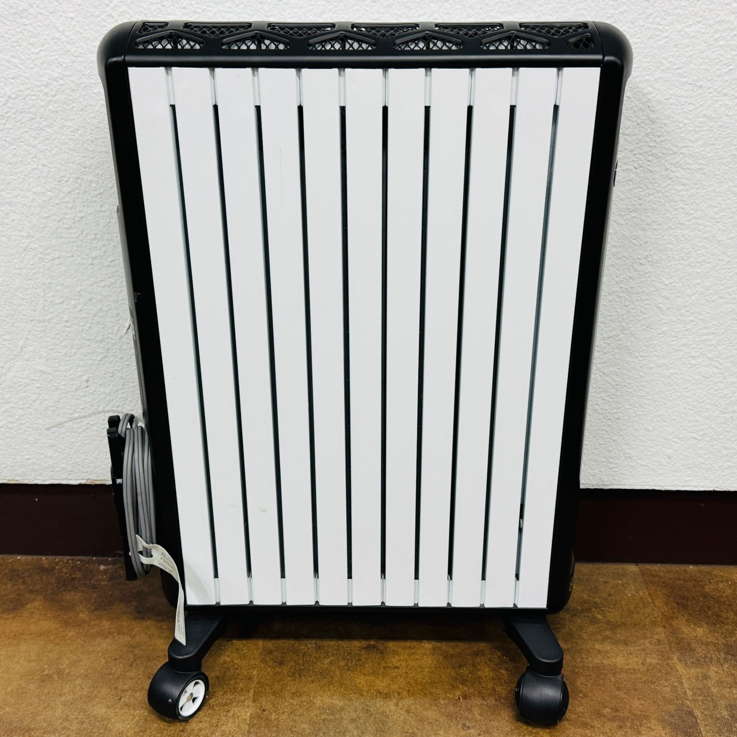 美品 デロンギ マルチダイナミックヒーター MDHAA15WIFI-BK オイルヒーター【C6013】