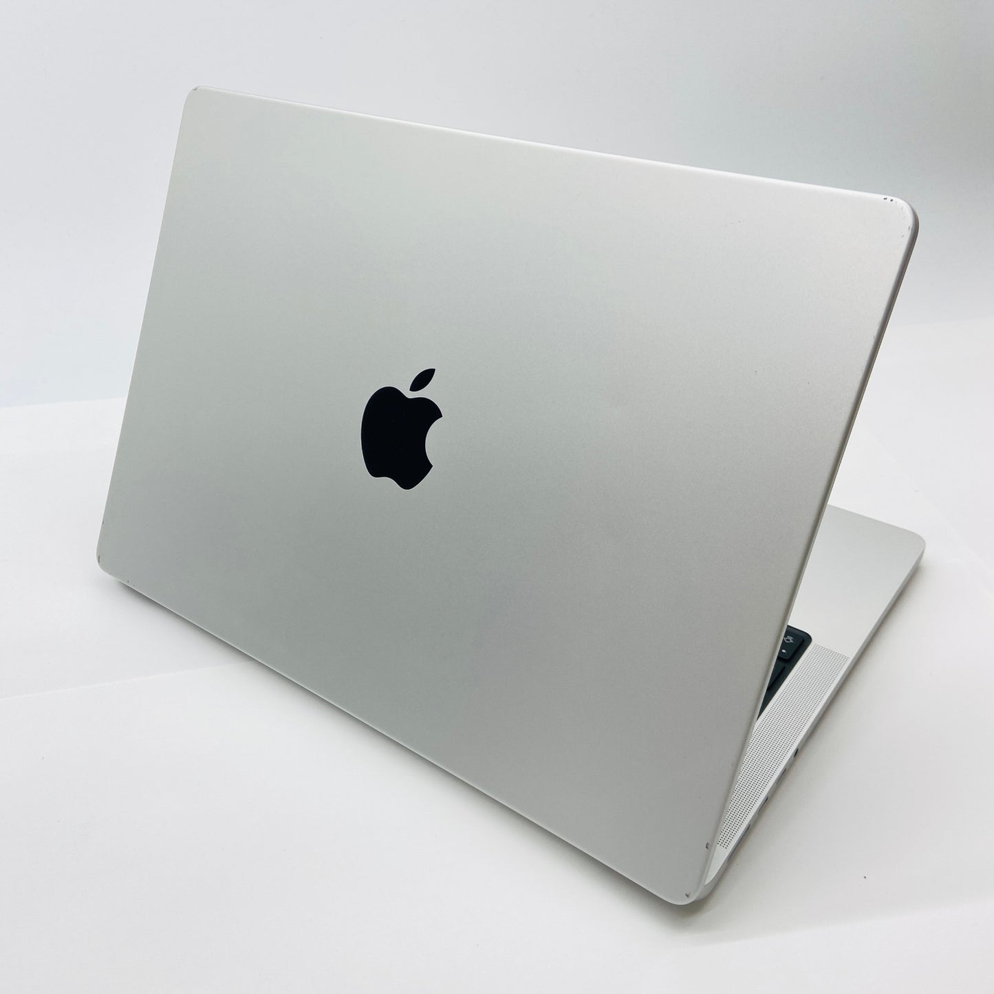 Apple MacBook Pro 2023 14インチ M2 Max (CPU:12C/GPU:38C) メモリ96GB SSD 2TB CTOモデル 【C4154-80】