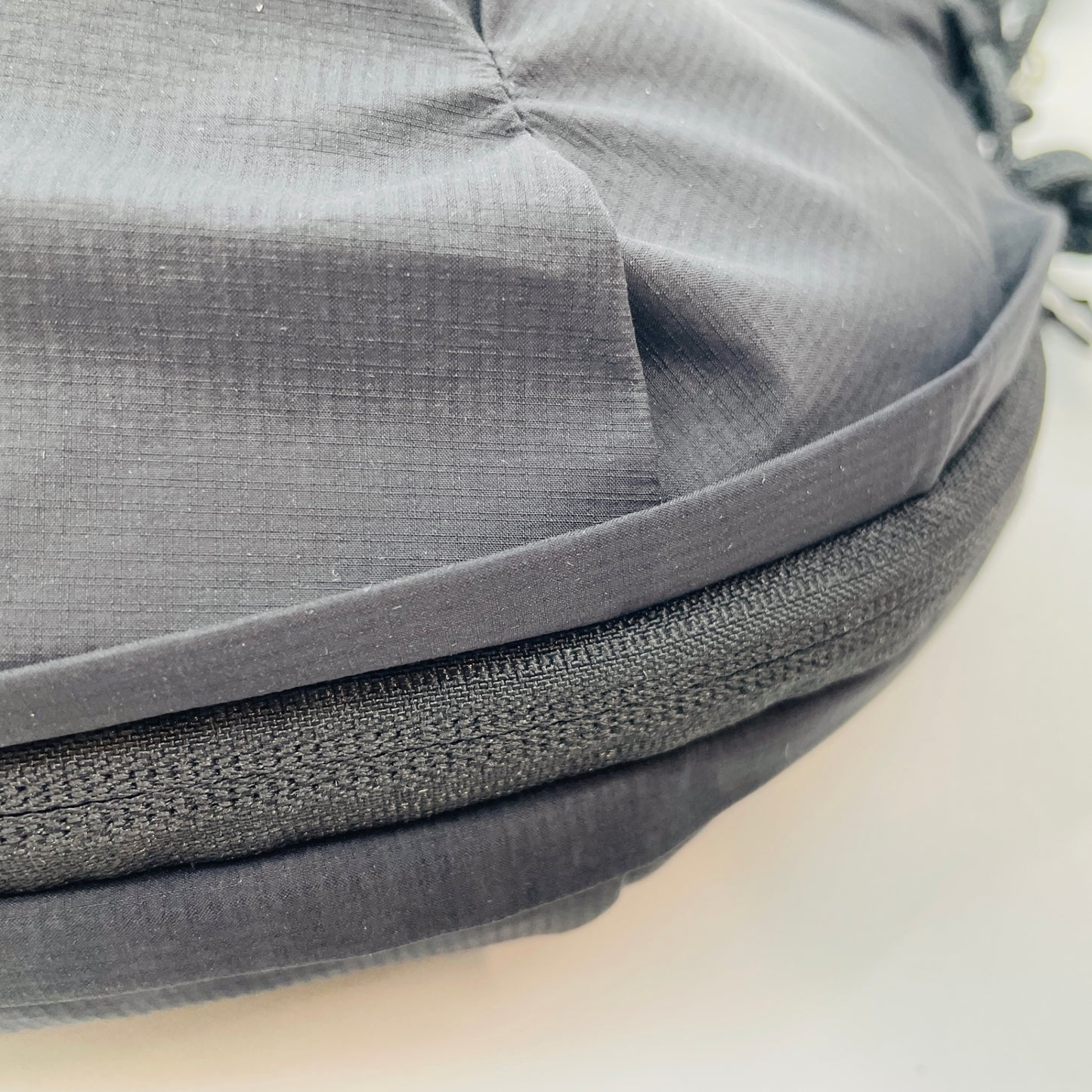 美品 PGYTECH OneGo Rope Strap Bag ブラック カメラバッグ【C4367】