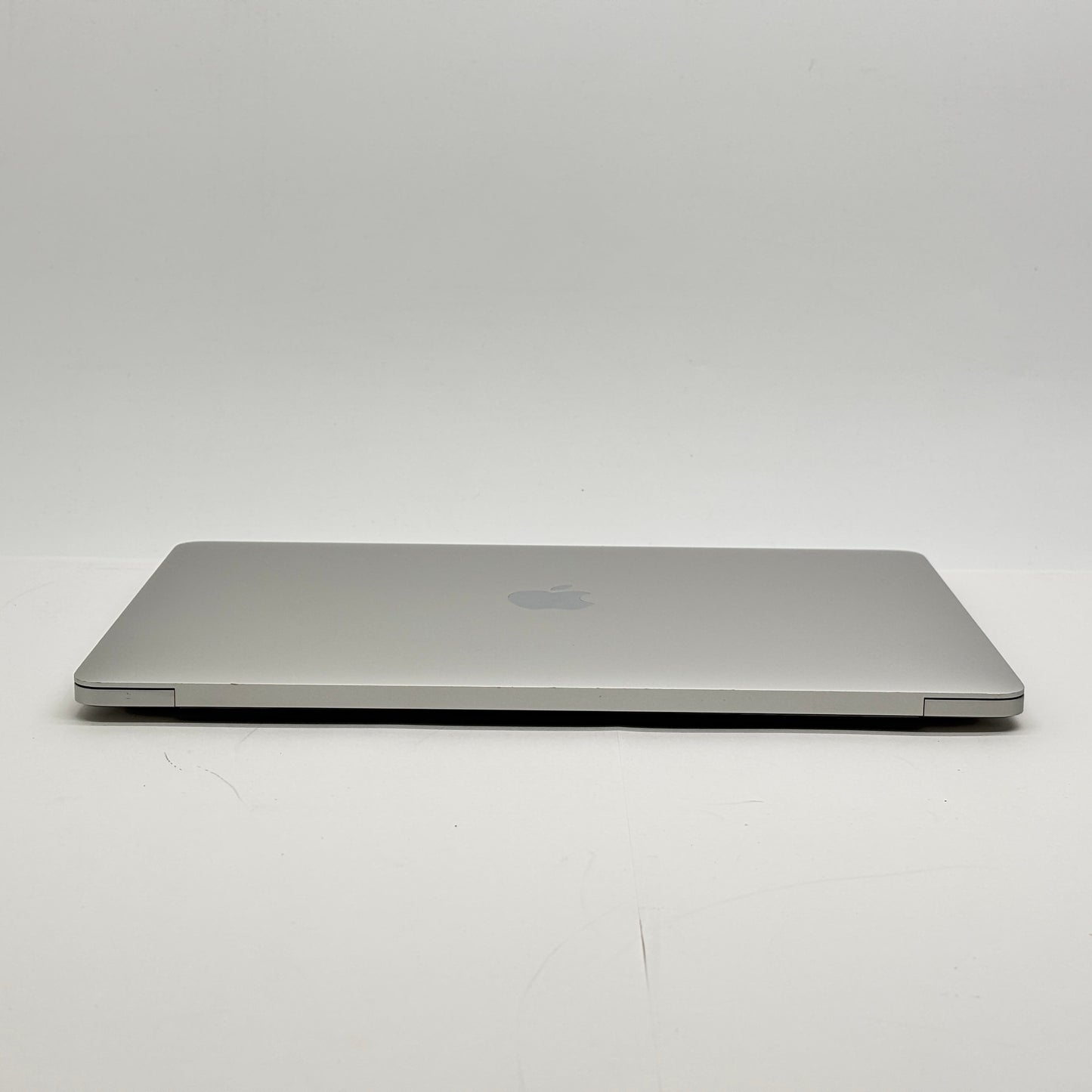 MacBook Pro 13インチ 2020 2GHz クアッドコア i5 32GB 512GB シルバー【C8476-80】