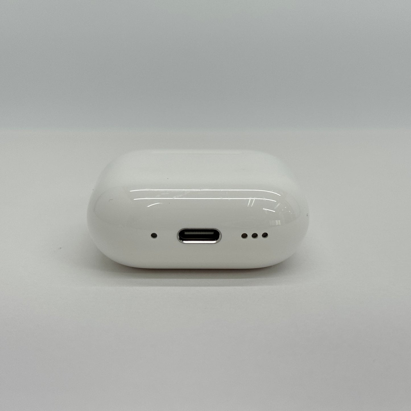Apple AirPods 4 (ANC)  A3056 A3055 A3059 Bluetooth ノイズキャンセリング搭載【C7374-N】