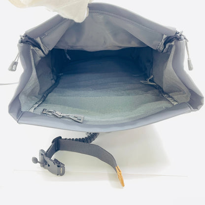 Ulanzi BP04 ハードシェルカメラバックパック【C4358】