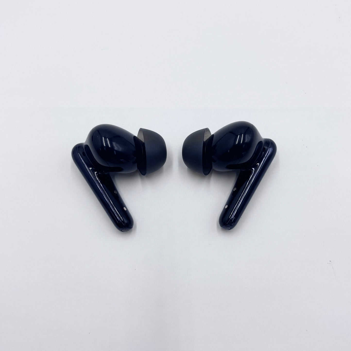 美品 Anker アンカー ワイヤレス イヤホン Soundcore Liberty4 Pro A3954 ミッドナイトブラック【C5945-C】