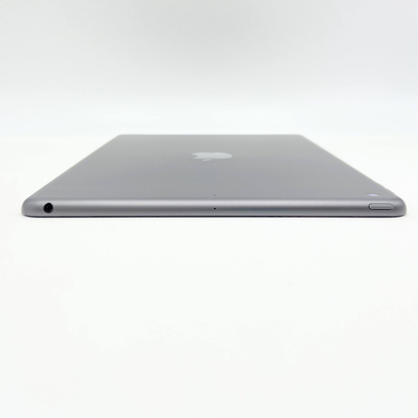 iPad 第7世代 32GB MW742J/A A2197 Wi-Fiモデル スペースグレイ バッテリー最大容量90%【C6269-60】