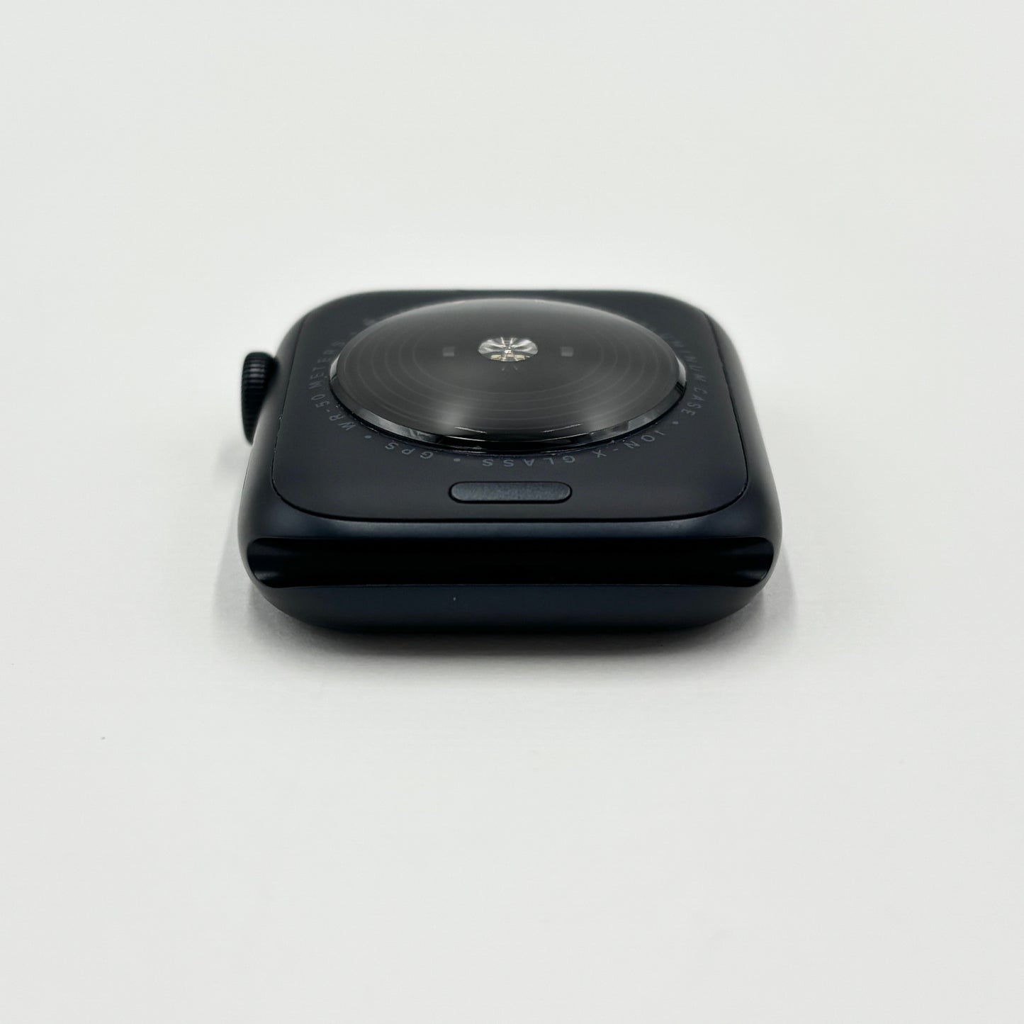 美品 Apple Watch SE3 GPSモデル 44mm A3325 MEHQ4J/A ミッドナイト スポーツバンド バッテリー最大容量100%【C5698-C】