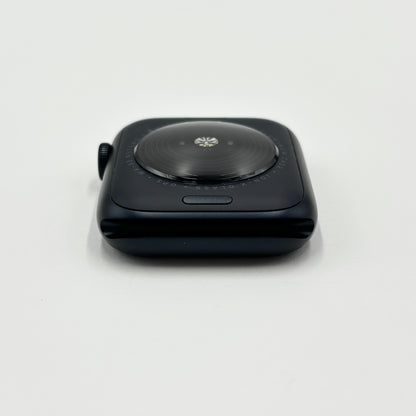 美品 Apple Watch SE3 GPSモデル 44mm A3325 MEHQ4J/A ミッドナイト スポーツバンド バッテリー最大容量100%【C5698-C】