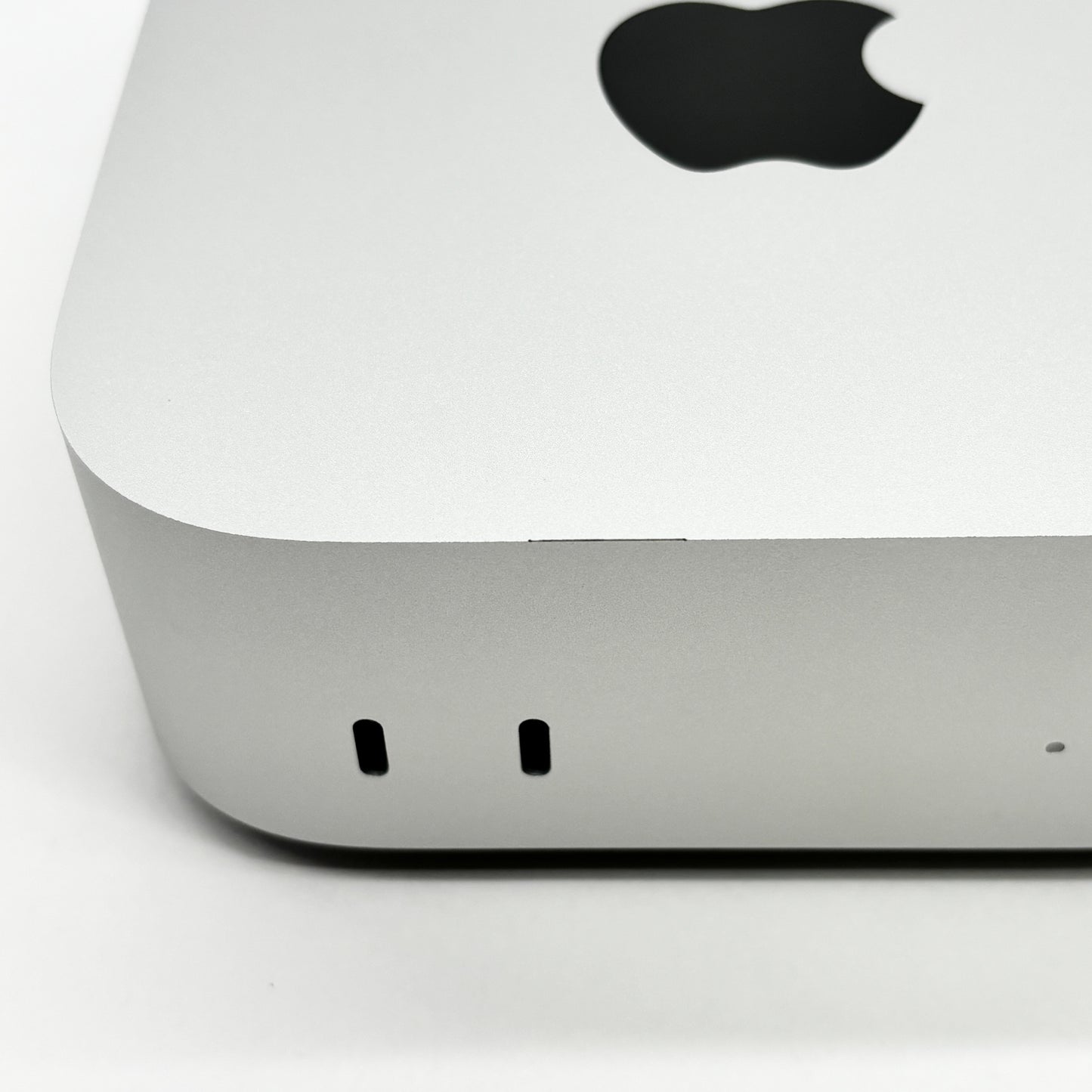 美品 Apple Mac mini 2024 M4 24GB 512GB 充電ケーブル付属【C8694-60】