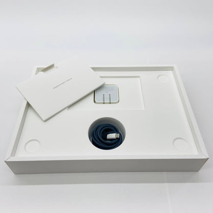 Apple MacBookAir 2022 13インチ M2 8コアCPU 10コアGPU  16GB 1TB  バッテリー最大容量98%【C5010-80】